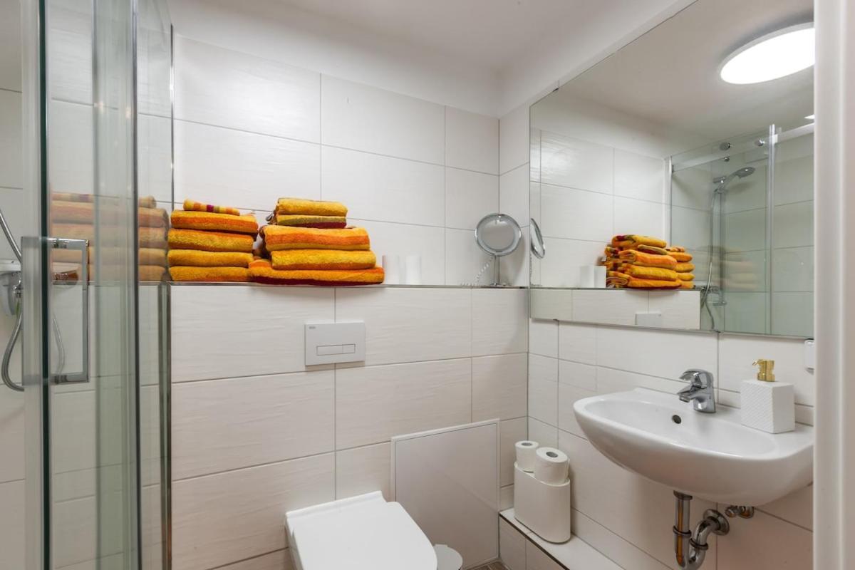 S31 - 22 Bergmannstrasse Front Apartment Berlin